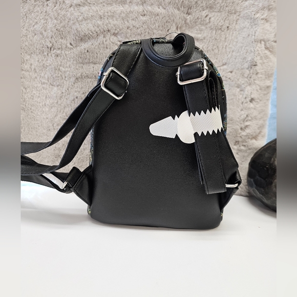 Stranger Things Backpack - Picture 2 of 8